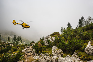 Sauvetage en hélicoptère, Punta Sorapiss, Dolomites, Italie