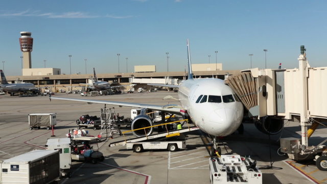 Phoenix Arizona airport aircraft at gate HD 3569