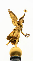 Der Goldene Engel