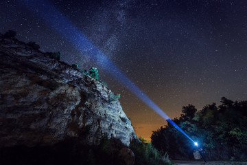 Night expedition © bernardbodo