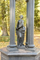 Obraz premium Catherine Park, Pushkin (Tsarskoe Selo), Russia.Sculpture Gothic Gate.