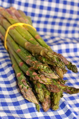 Grüner Spargel