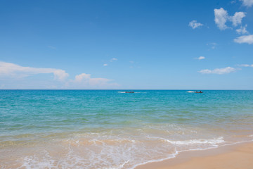 Clear blue sky and nice ocean
