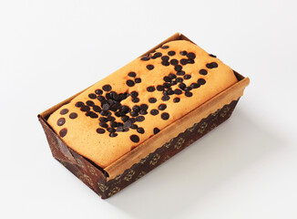 sponge cake with chocolate chips