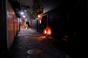 東京神楽坂の料亭街の夜景
 - obrazy, fototapety, plakaty