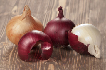 Red, white and yellow onions