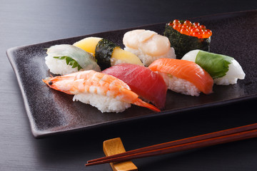 にぎり寿司の盛合せ