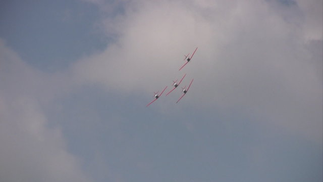 Airshow T-6 maneuver HD