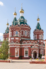 Fototapeta na wymiar View of the Kazan Cathedral in Volgograd