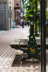 横浜　馬車道のベンチ