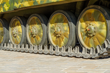 Tank's track
