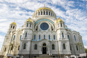 Fototapeta premium Naval Cathedral of St. Nicholas in Kronstadt, St-Petersburg.