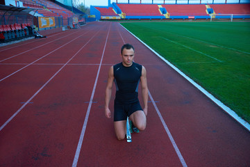 Fototapeta premium Athletic man start