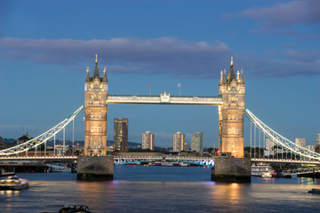 Fototapeta na wymiar Tower Bridge, London, England, UK,
