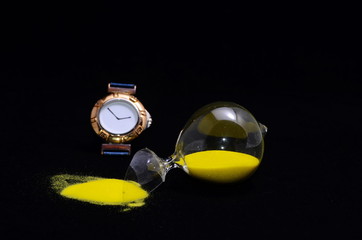 Broken Glass Hourglass