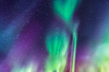 Tuinposter Noorderlicht Aurora Borealis op een sterrenhemel