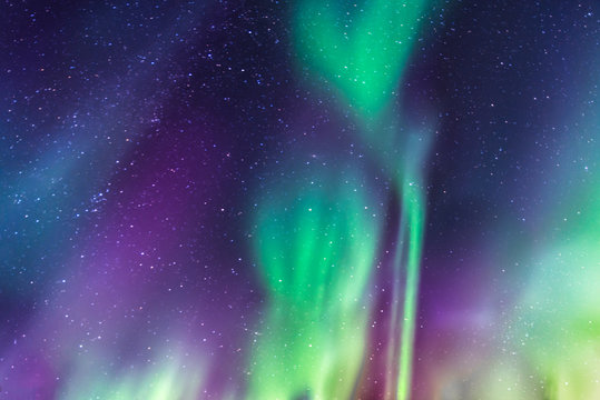 Fototapeta Zorza polarna na gwiaździstym niebie