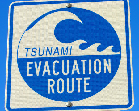 tsunami evacuation route sign