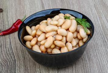 Canned white beans