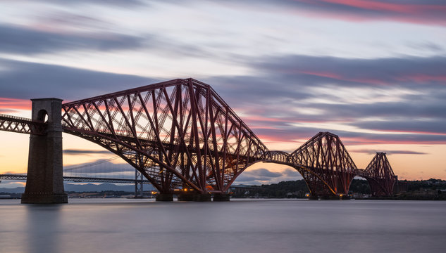 Forth Bridge, Edinburgh, Scotland