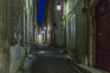 Fototapeta na wymiar Arles Back Street
