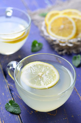 Obraz na płótnie Canvas Lemon drink 