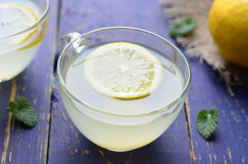 Lemon drink 