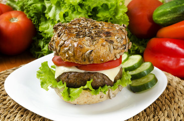 Home made burger for chrono diet