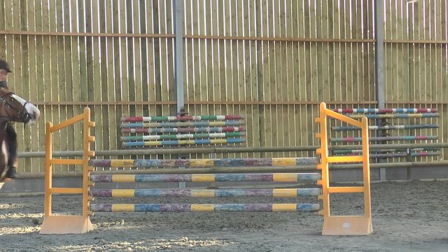 d&eacute;robade au ralenti avant l'obstacle