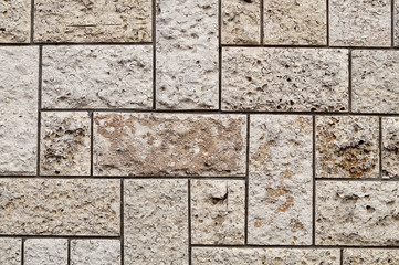 Masonry of coquina