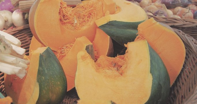 Citrouille potiron au march&eacute;