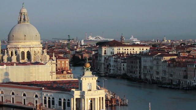 Venice Santa Maria della Salute early morning P HD 9382