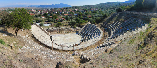 Metropolis antique city theather