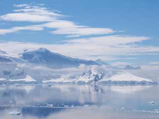 Fototapeta na wymiar Antarctica Neumayer Channel