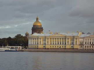 Fototapeta premium Evening in St. Petersburg. River Neva.