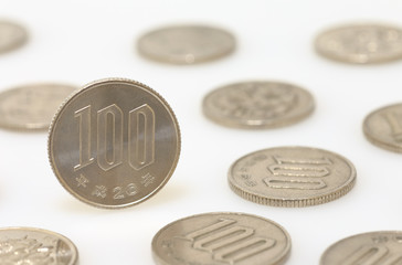 日本円　百円コイン