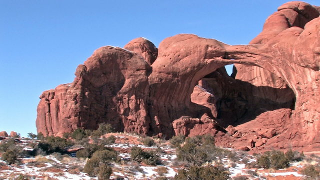 Arches NP Double Arch slow pan rt HD