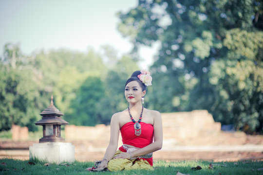 Asian Women In Traditional Costume Of Thailand Southeast Asia