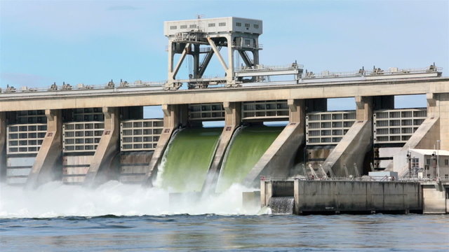 McNary Dam spillway Columbia river Oregon Washington HD 7995