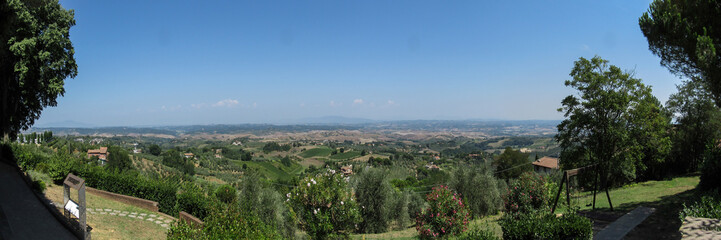 Fototapeta na wymiar High view Tuscan countryside