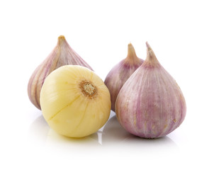 Fototapeta premium garlic on white background
