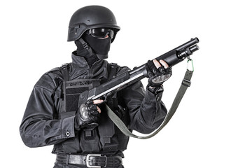 police officer with shotgun 