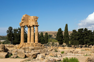 Fototapeta na wymiar Archaeological Area of Agrigento, Dioscuri temple symbol of the city. UNESCO World Heritage Site, Sicily 