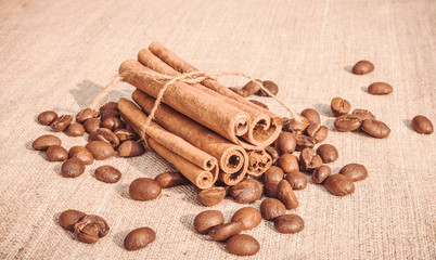 Ароматная корица и кофейные зёрна