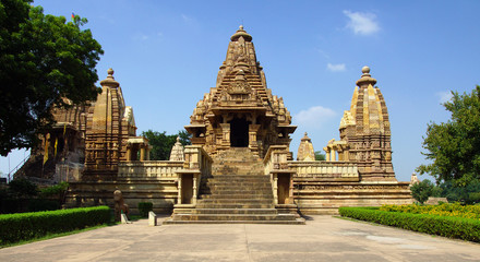 Fototapeta na wymiar temple lakshmana