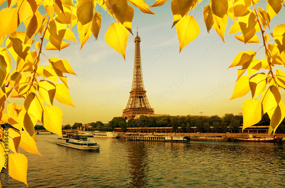 Wall mural eiffel tower with boats in evening paris, france