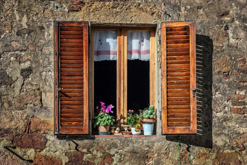 Italian shutter window