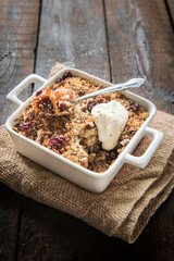 Apple crumble