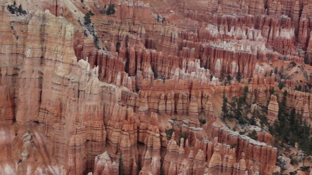 Bryce Canyon red rock mountain pan P HD 9748