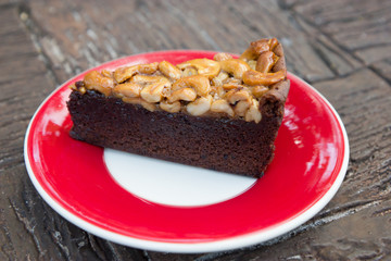 Cashews toffee cake